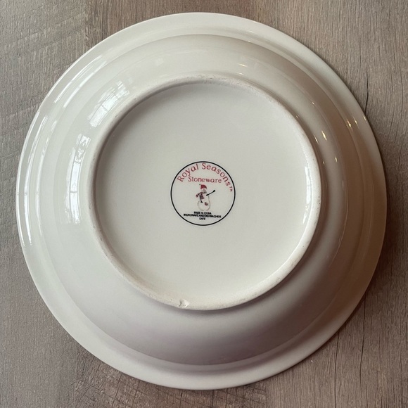 Royal Seasons Stoneware Antique Snowman Serving Dish - Picture 2 of 4